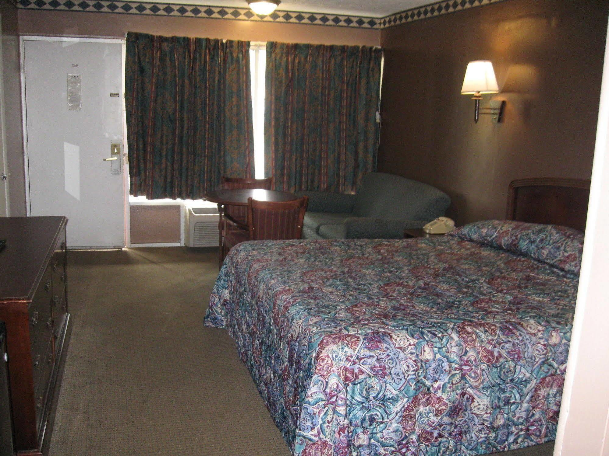 Fincastle Motor Inn Tazewell Extérieur photo